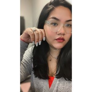 Meet your Posher, Maricris